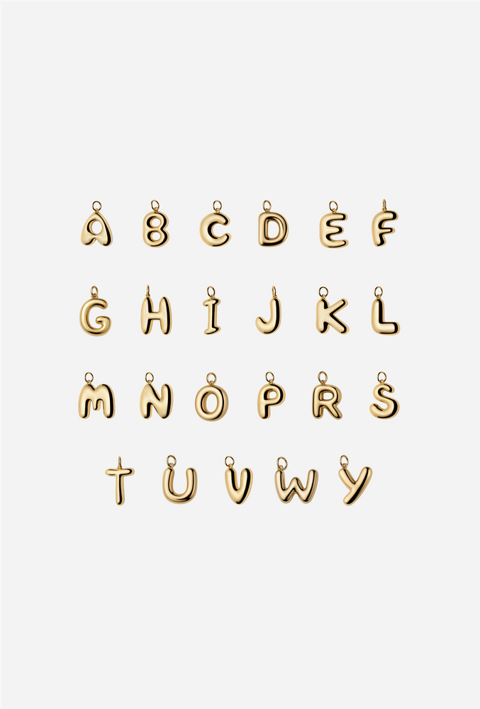 Camilla Pihl The Letter Charms – smykker fra Camilla Pihl
