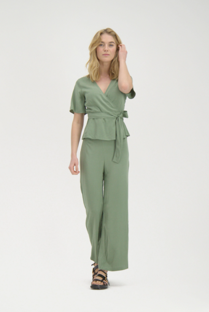 Hug Wrap Top Washed Army