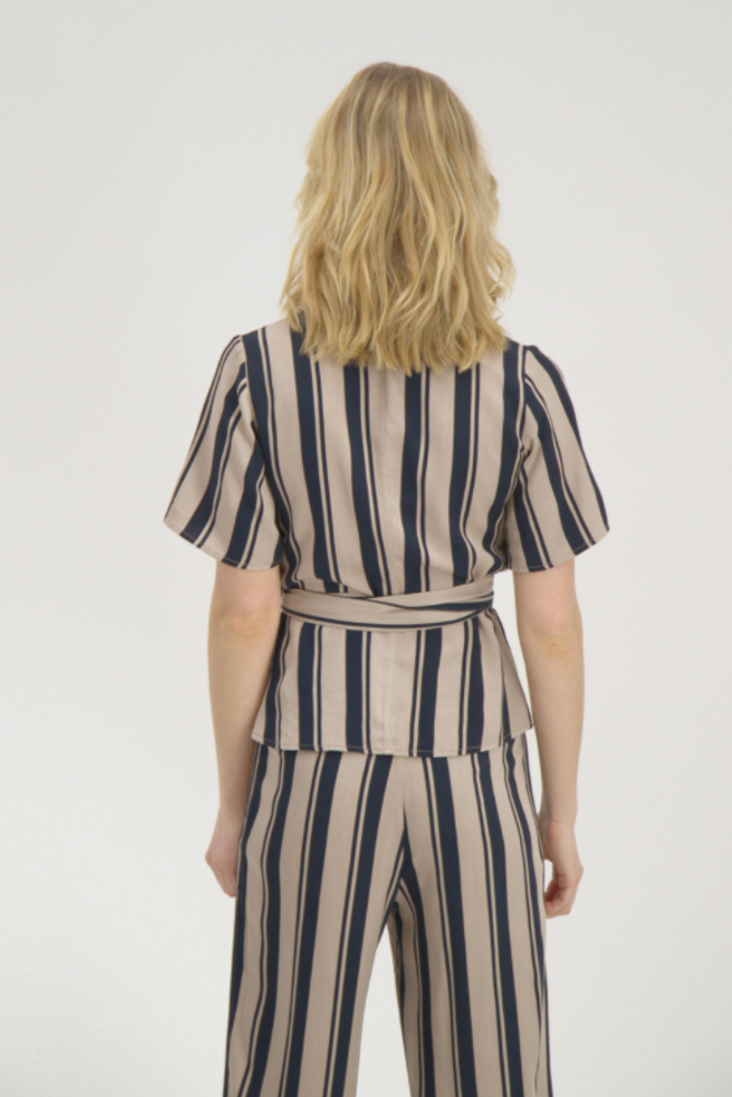 Hug Wrap Top Navy/Sand Stripe