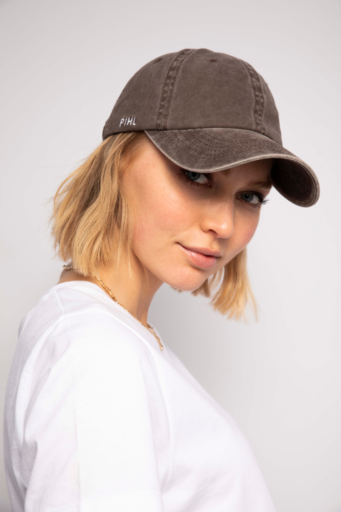 Lily Cap Washed Taupe