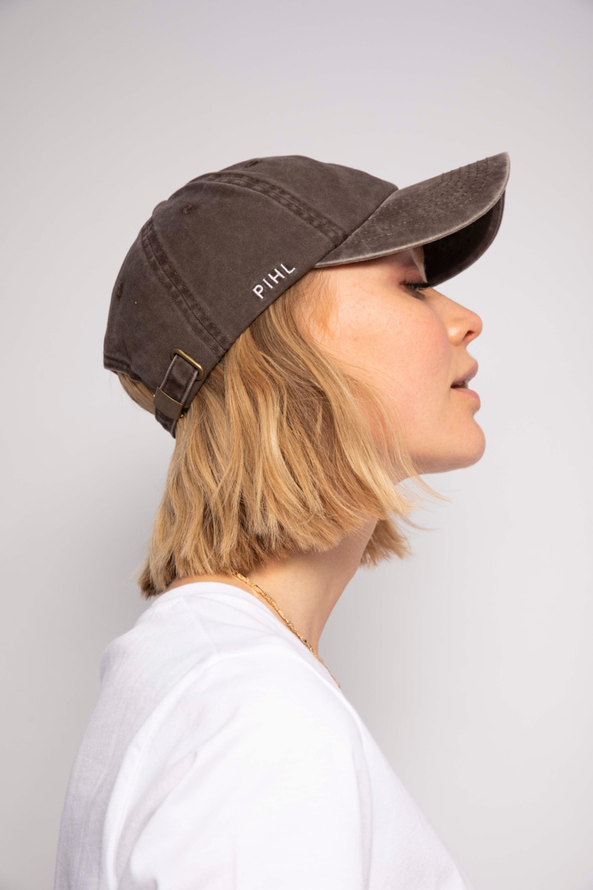 Lily Cap Washed Taupe