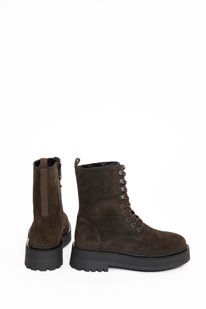 Cathy Suede Boot Chestnut