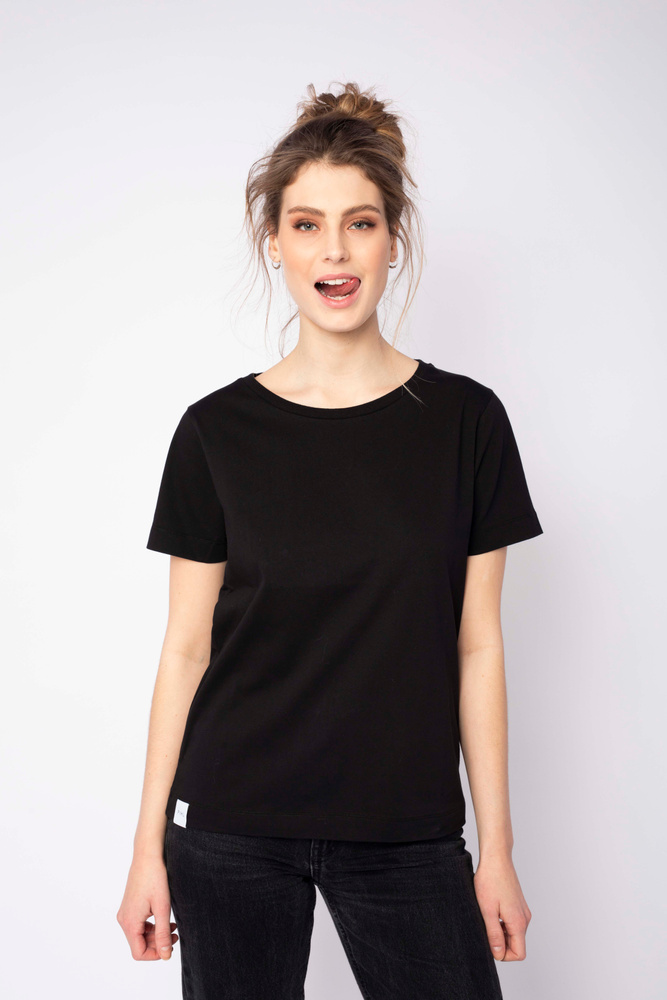 Spring Tee Black