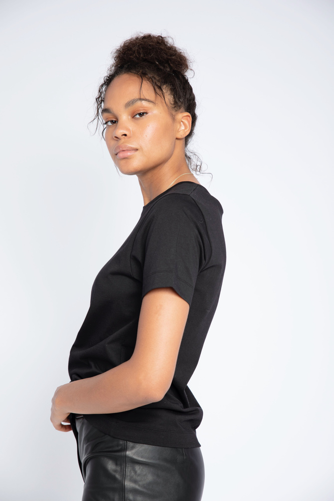 Spring Tee Black