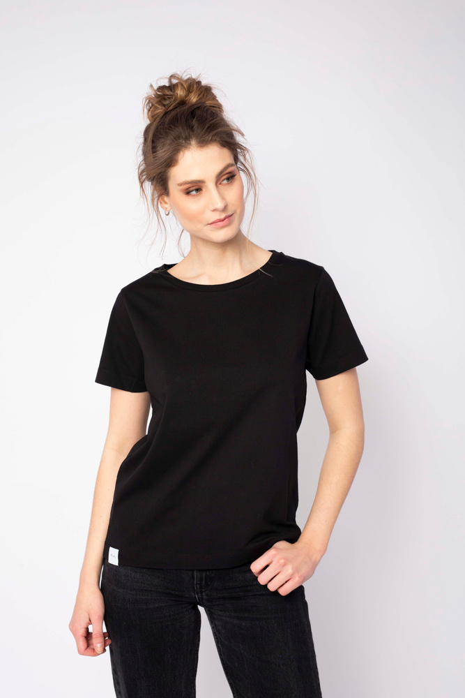 Spring Tee Black