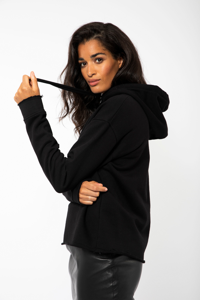 Aki Hoodie Black