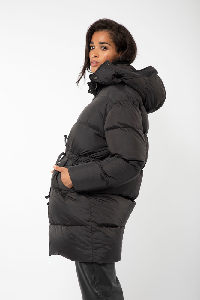 Cloud Jacket Black