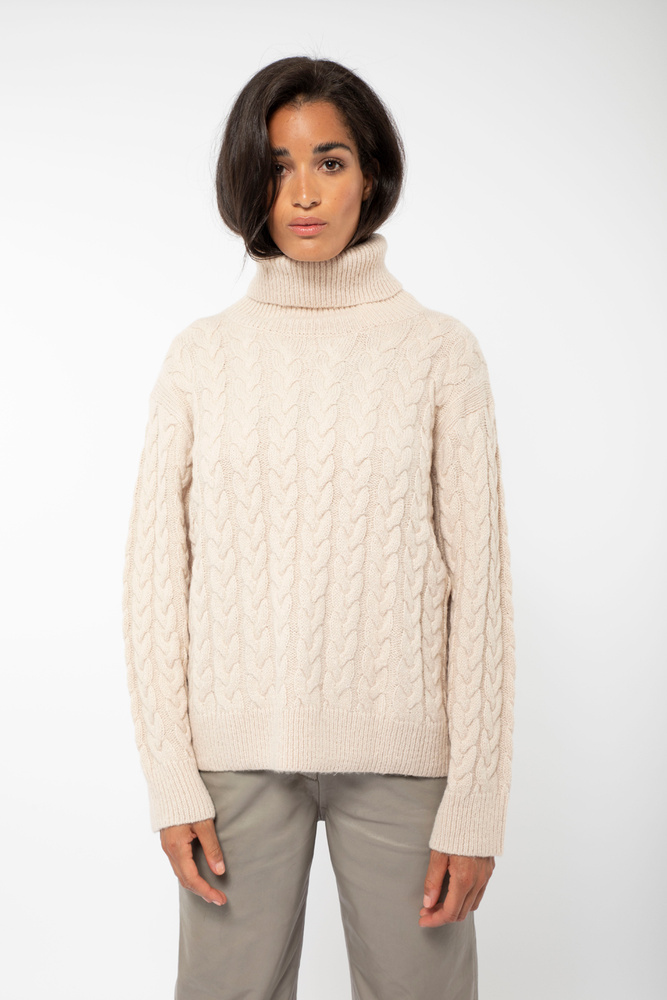 Frosted Cabel Knit Cream
