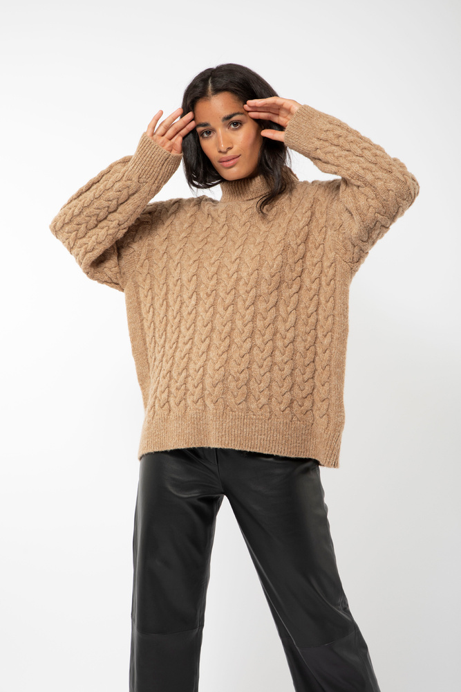 Frosted Cabel Knit Camel Melange